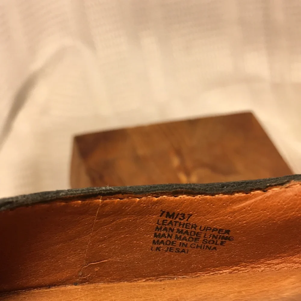 Lucky Brand buttery leather peep toe platform shoe
